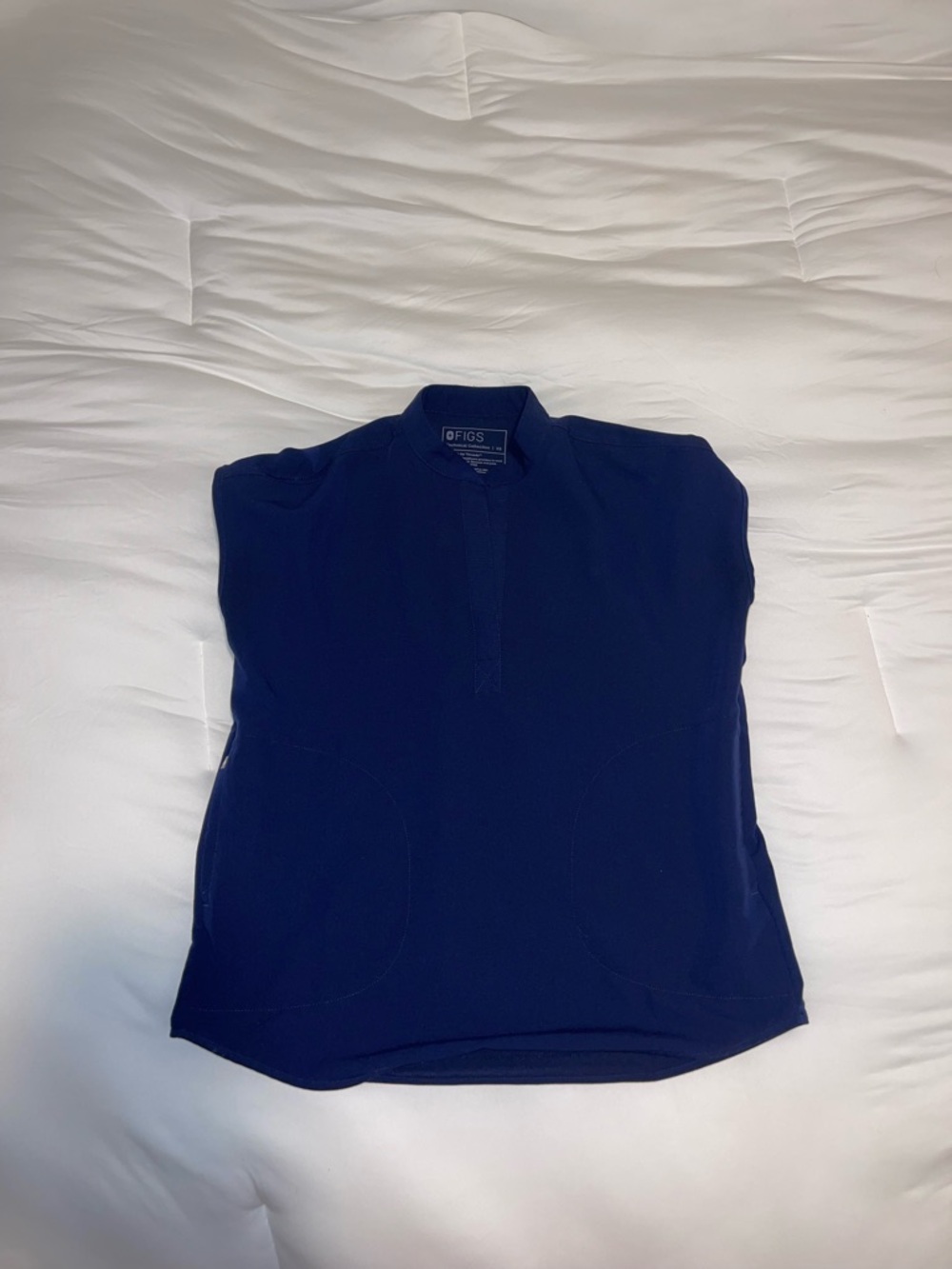 FIGS Rafaela Navy Short Sleeve Scrub Top